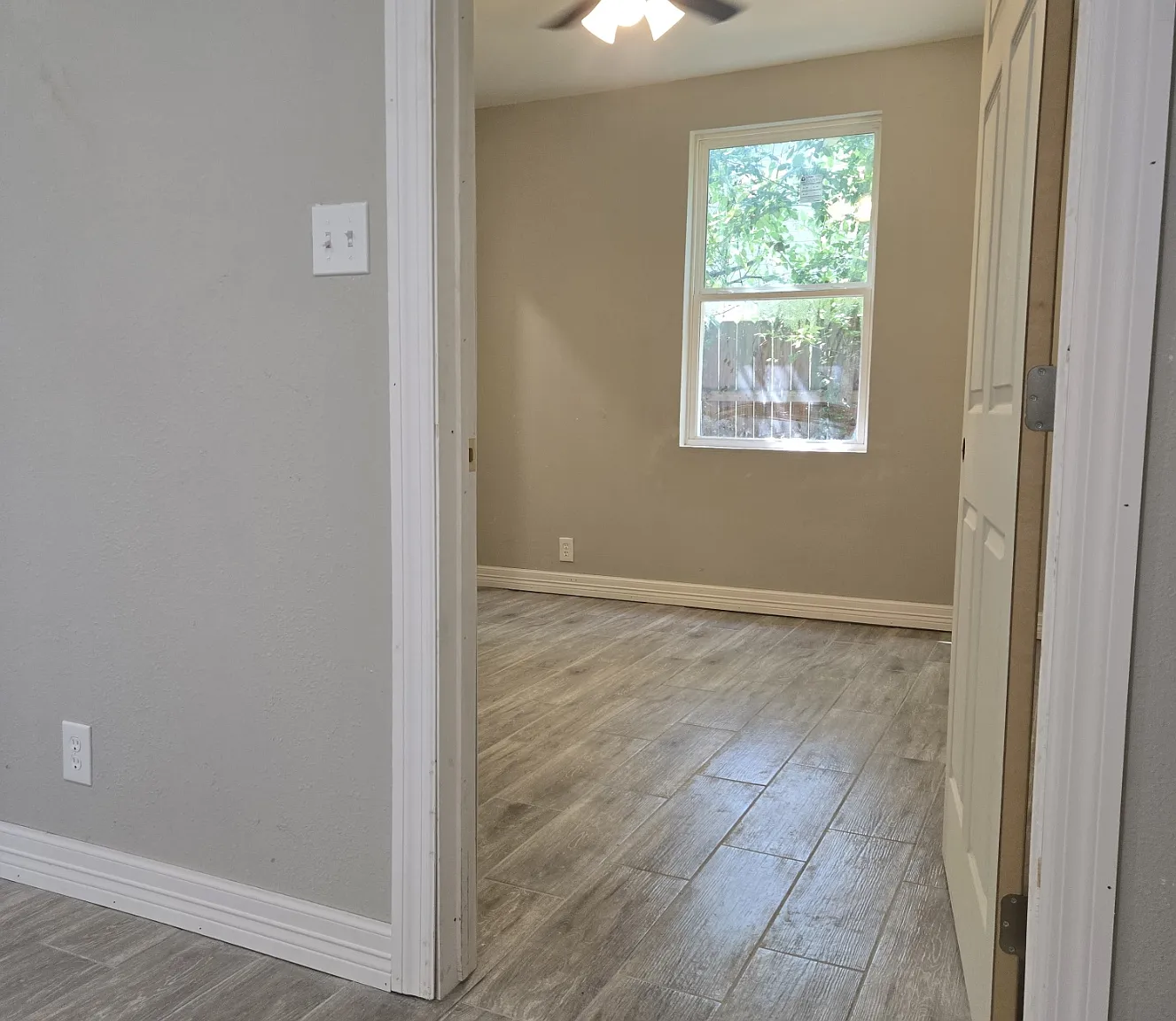1 bed, 450 sqft, $1,400 — Photo 2