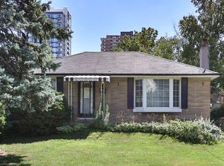 72 Oriole Ave, Mississauga, ON L5G 1V2