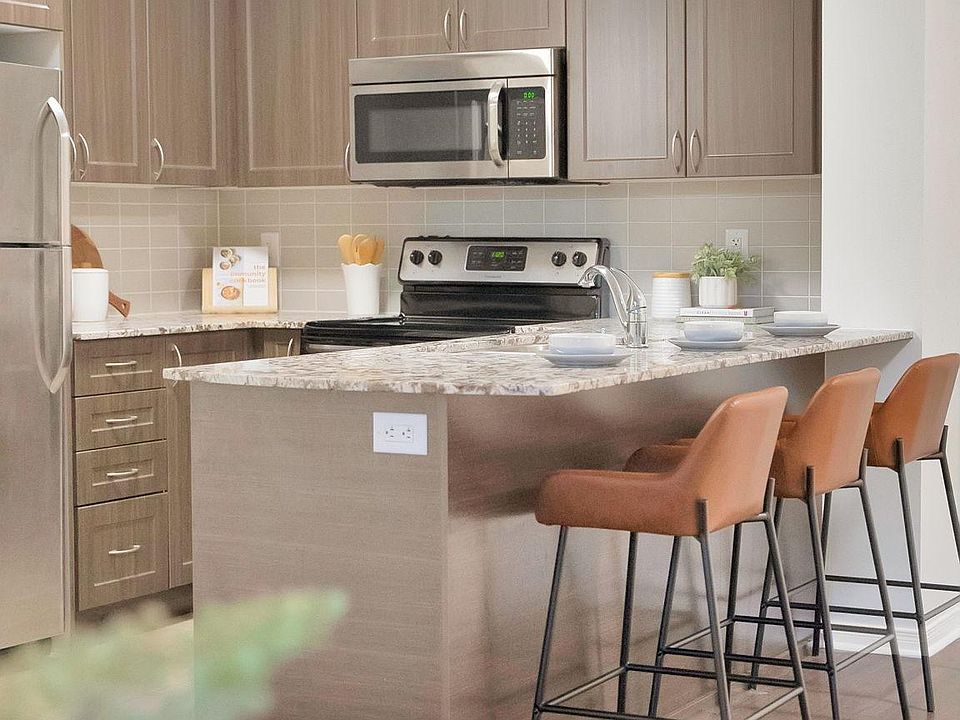 1st image of 73 King William Cres #103
