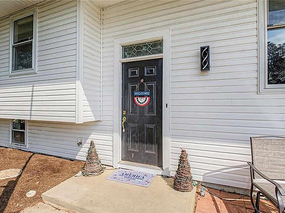 5th image of 148 Beverly Pl