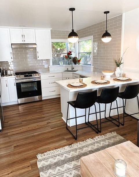 *NOTE: 10 month lease!
Cheerful new kitchen and appliances, sunny corner windows. Dishes and everything included that you will need.