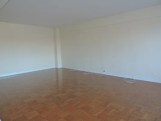 Rented by essential NEW YORK Real Estate | media 36