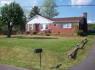 100 Petty Rd, Galax, VA 24333