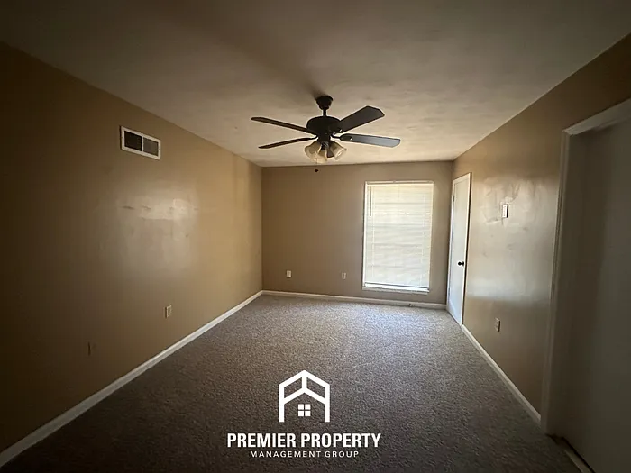 5337 Yale Rd — Photo 12
