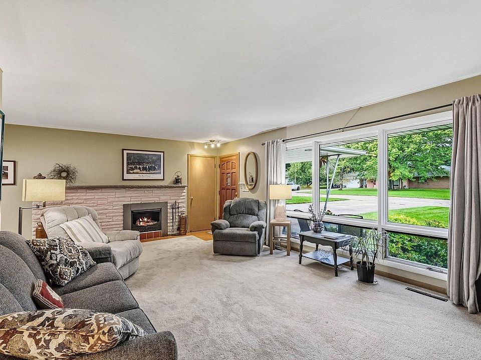 1st image of 219 Heidel ROAD