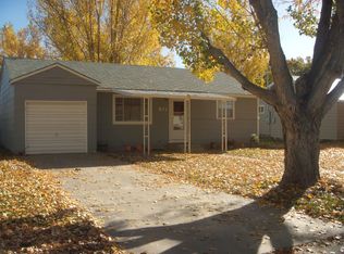 821 S 13th St, Worland, WY 82401