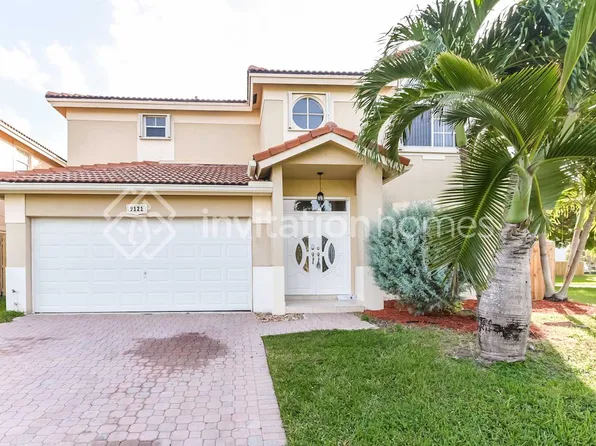 9121 SW 215th Ter, Cutler Bay, FL 33189