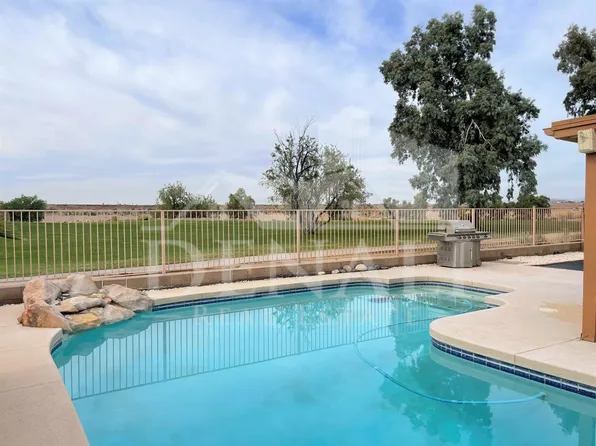 19636 N Coyote Lakes Pkwy, Surprise, AZ 85378