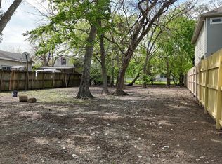 1917 Davis St, Houston, TX 77026