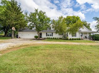 7661 State Route 350, New Vienna, OH 45159