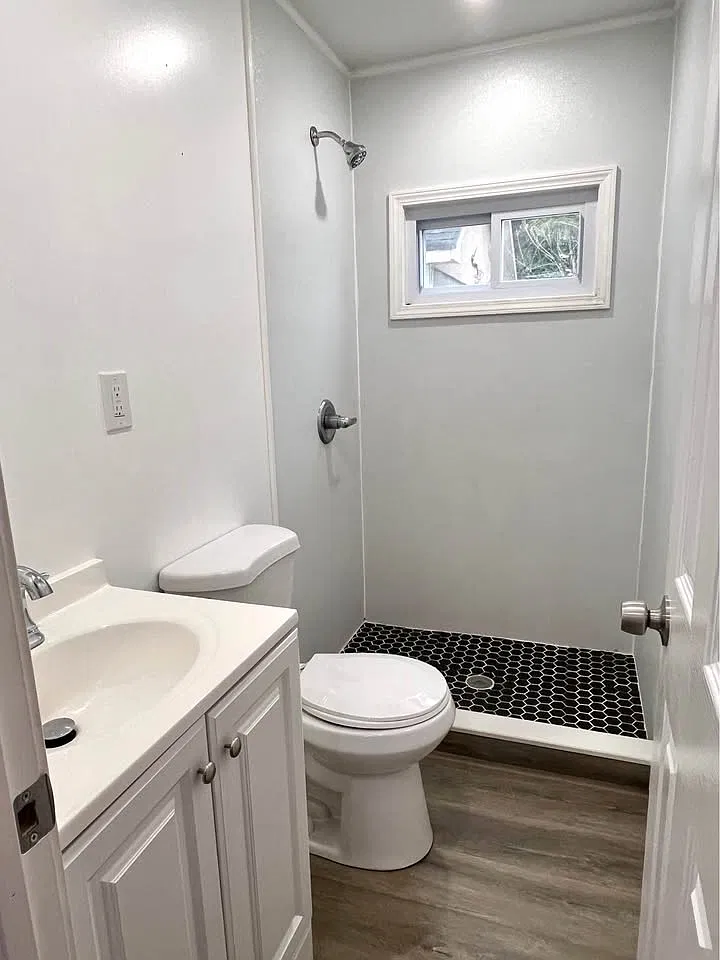 1 bed, 400 sqft, $2,150 — Photo 4