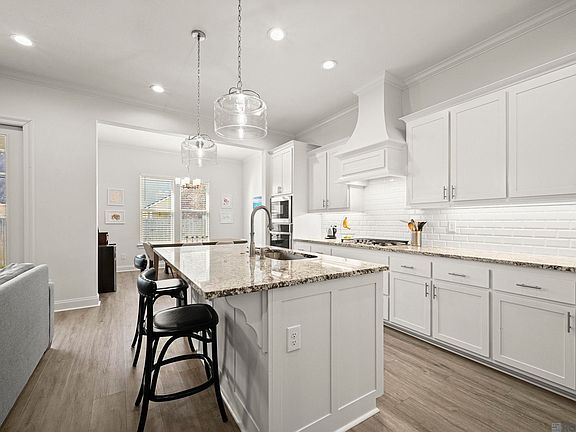 2nd image of 9004 Magnolia View Dr