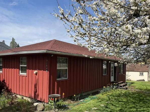 31545 NW Hillcrest St, North Plains, OR 97133