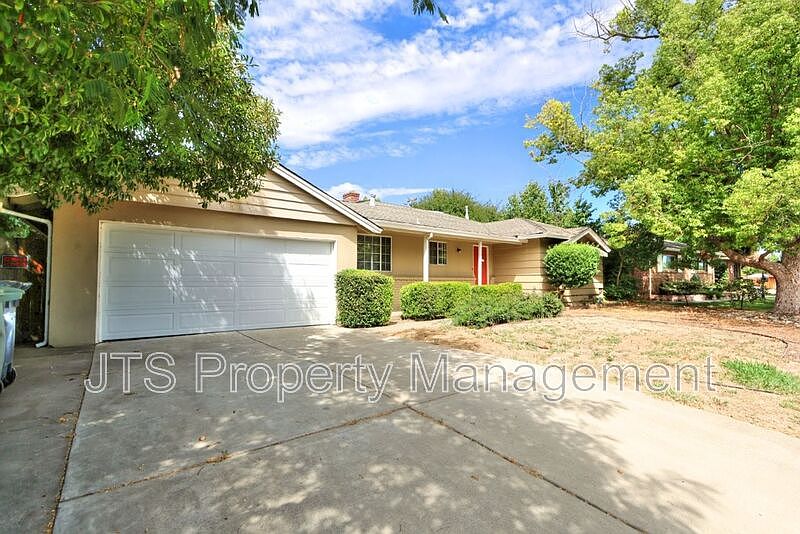 1st image of 6565 S Land Park Dr