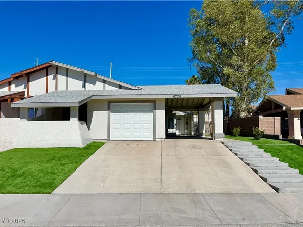 6726 Oak Valley Dr, Las Vegas, NV 89103