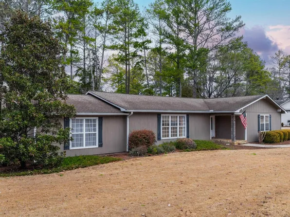 5904 Golf Rd NW, Fort Payne, AL 35967