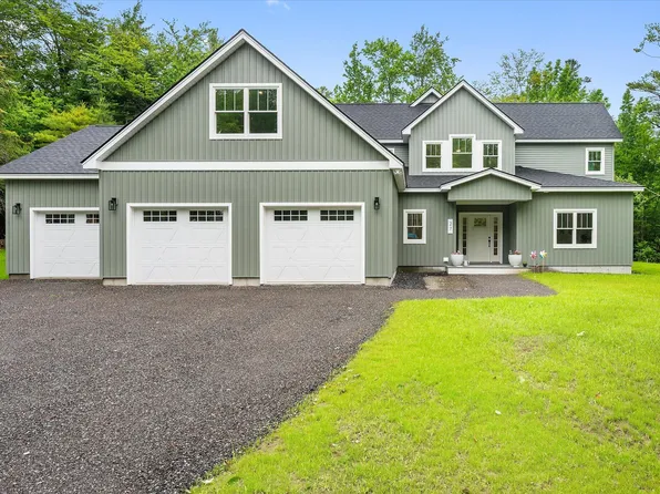 27 Meadow View Drive, Readfield, ME 04355