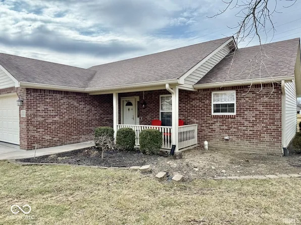 1313 N Saybrook Ln, Muncie, IN 47304