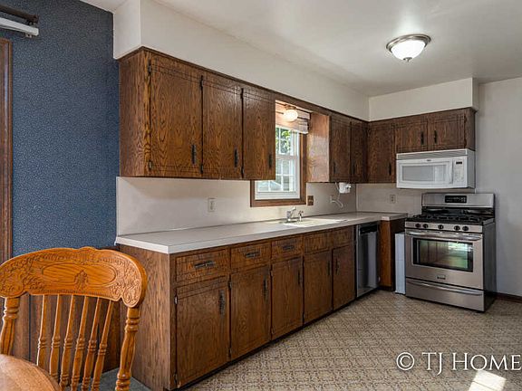 2nd image of 4768 Flying Eagle Dr SE
