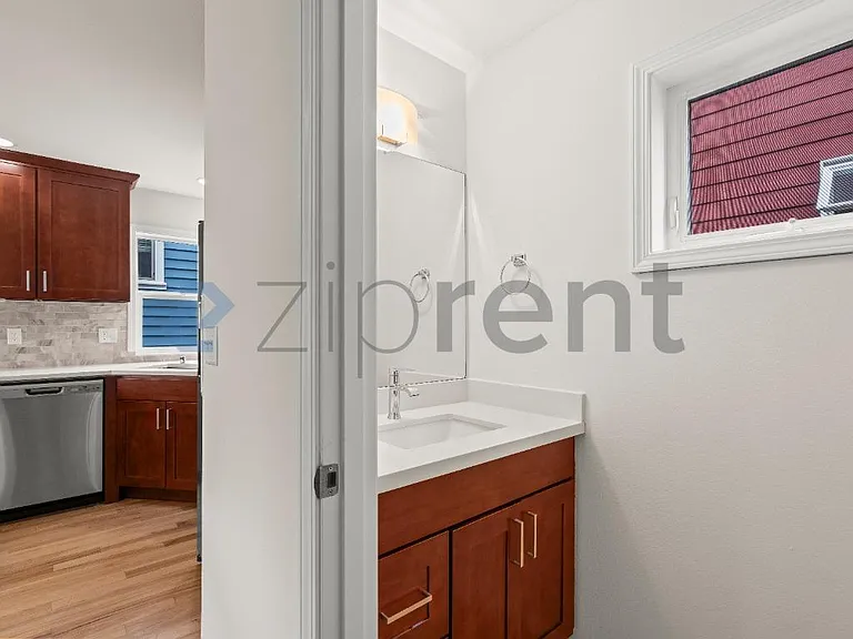 516 N 46th St #A — Photo 14