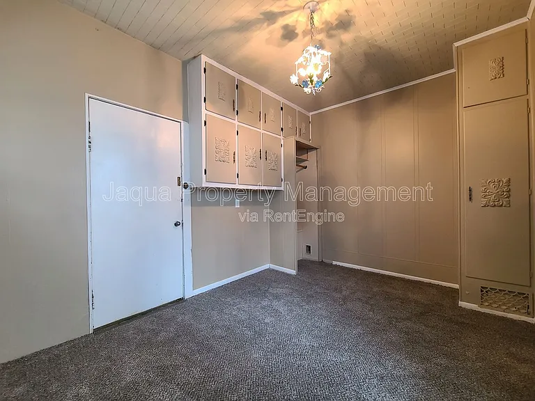 621 State St #1 — Photo 9