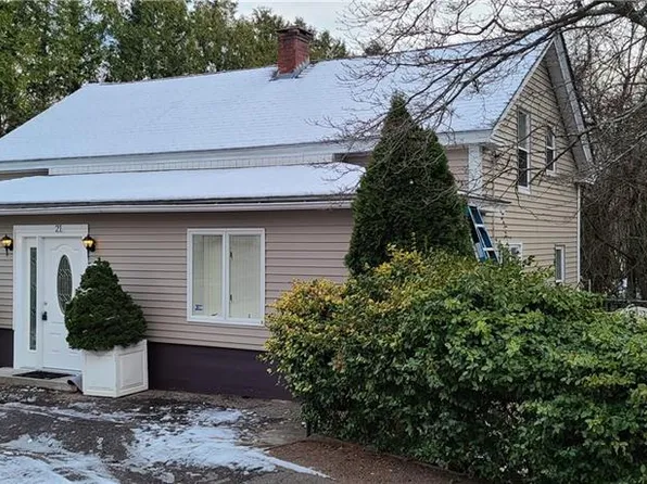 21 Colvin St, West Warwick, RI 02893