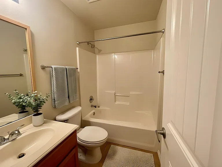 7513 Red Feather Trl — Photo 11