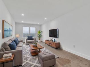 74 Broadway, Freeport, NY 11520