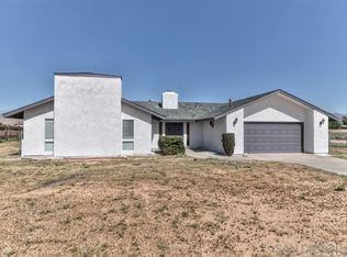 11715 Jamacha Rd, Apple Valley, CA 92308