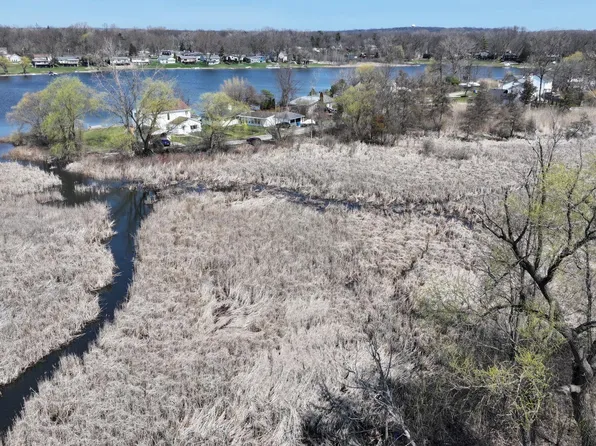 Steadfield St, Commerce Township, MI 48382