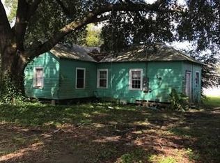 121 Dejean St, Des Allemands, LA 70030