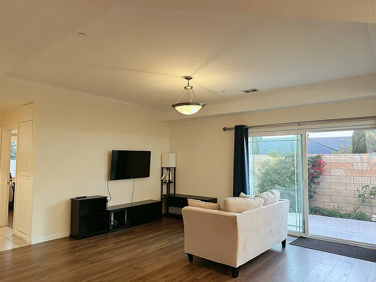 8833 E Fairview Ave — Photo 2