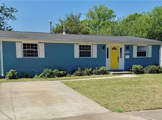 1917 Zinzer Rd, Hampton, VA 23663
