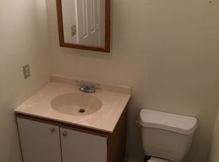 111 Vaughan St #B, Farmville, VA 23901