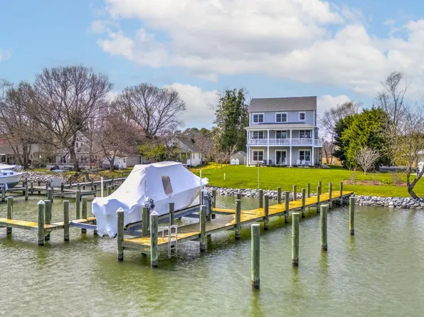 5965 Rockhold Creek Rd, Deale, MD 20751