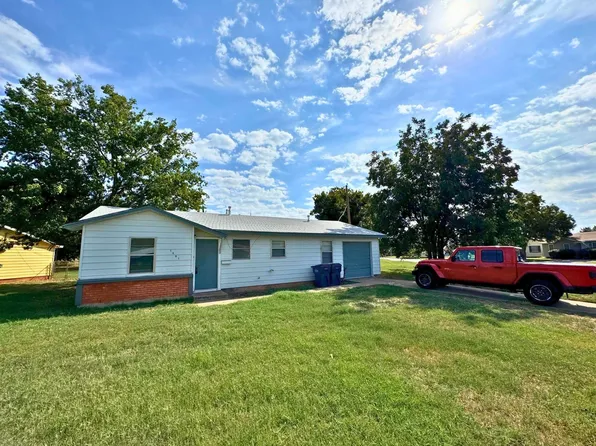 1401 E Cortez Dr, Wichita Falls, TX 76306