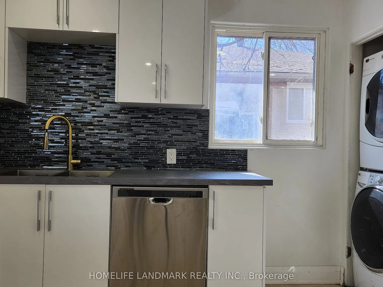 3 bed, $2,600 — Photo 2