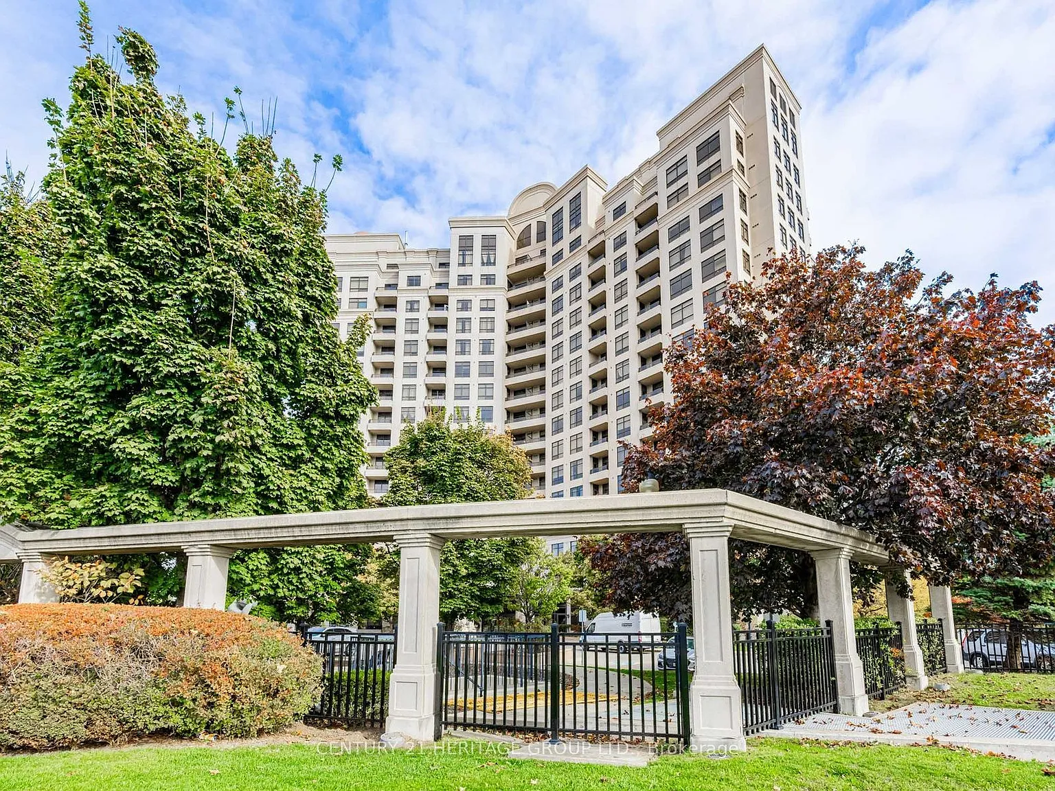 2 bed, $2,500 — Photo 1