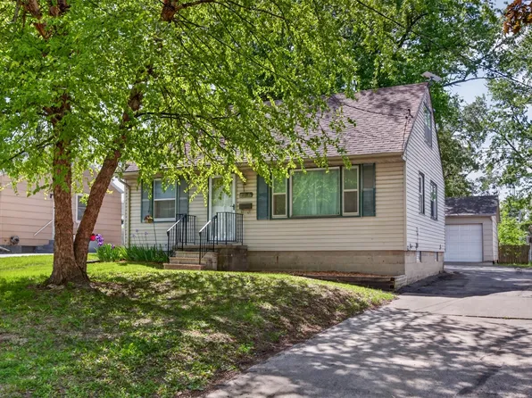 4018 57th St, Des Moines, IA 50310