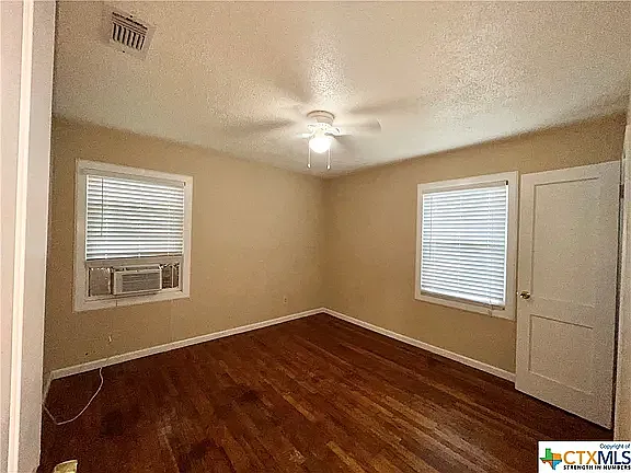 2905 Taft St — Photo 13