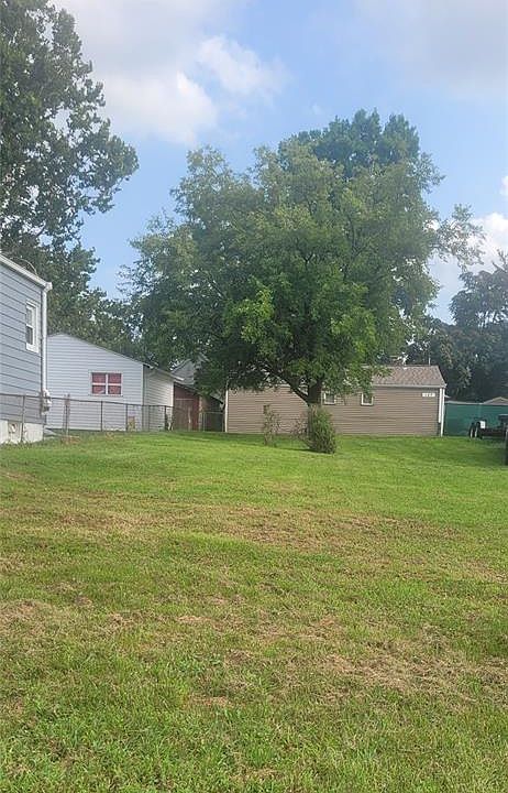 1st image of 126 W Cartwright Ave