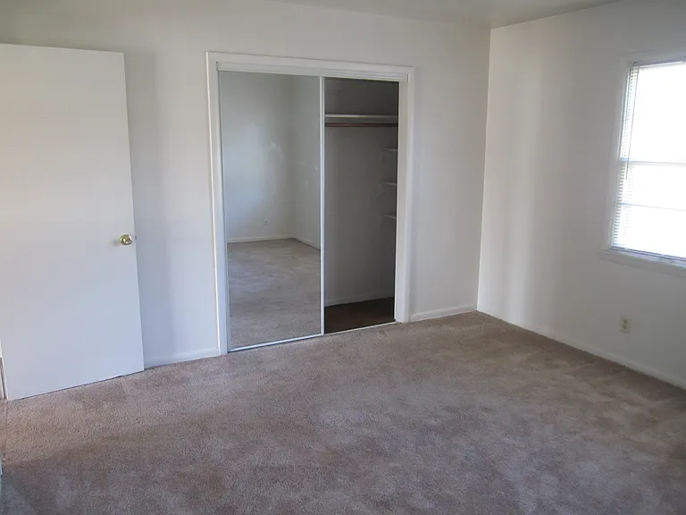 Emerton Place Townhomes — Photo 31