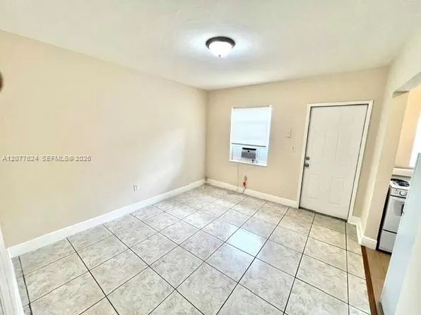 698 NE 85th St APT 3, Miami, FL 33138