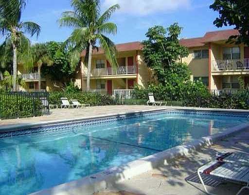 2nd image of 850 E Commercial Blvd APT 129D