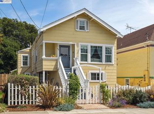 876 Walnut St, Alameda, CA 94501