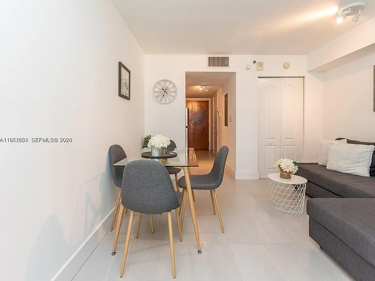 1200 Brickell Bay Dr #3210 — Photo 16