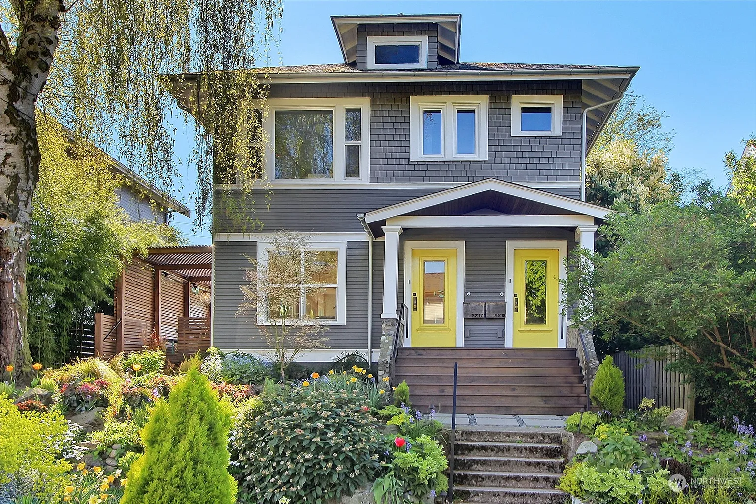 2217 2nd Avenue W photo 1