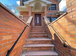57-52 78th St #2, Middle Village, NY 11379