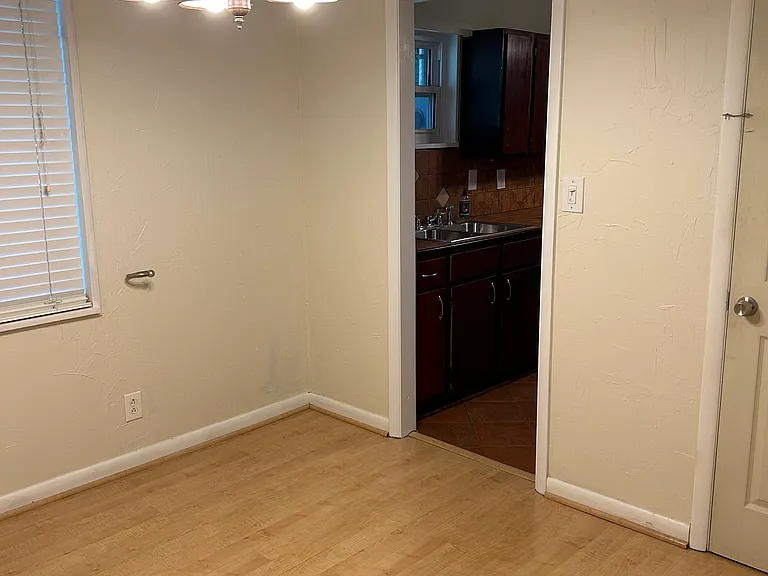 4732 Maryland Ave — Photo 12