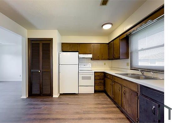 2nd image of 2305 S Marsh Ave #2309-4B